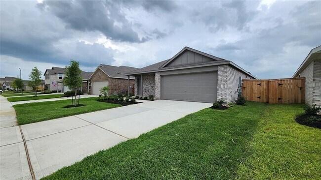 29015 Rustic Windmill Wy in Hockley, TX - Building Photo - Building Photo