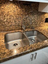 101 SW 132nd Way in Pembroke Pines, FL - Building Photo - Building Photo