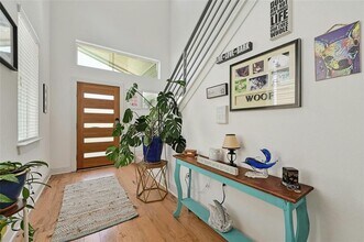 2200 Capulet St in Austin, TX - Building Photo - Building Photo