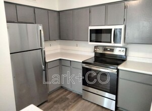 147 S Zang Way in Lakewood, CO - Building Photo - Building Photo