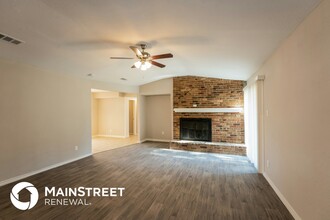 217 Woodhaven Dr in Desoto, TX - Building Photo - Building Photo