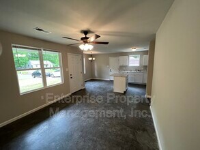 3194 University St in Memphis, TN - Building Photo - Building Photo