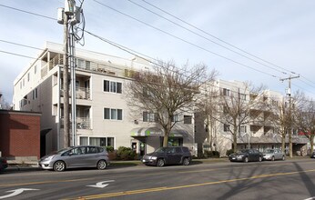 The Charleston in Seattle, WA - Foto de edificio - Building Photo