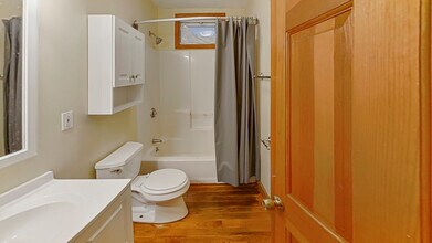 8 Carmel St, Unit 2 in Boston, MA - Building Photo - Building Photo