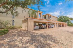 3522 Haldeman Creek Dr-Unit -4-114 in Naples, FL - Foto de edificio - Building Photo
