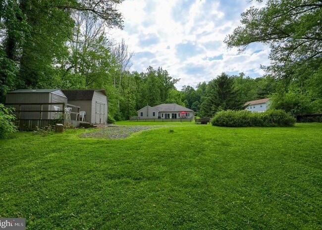 824 Apache Ln in Wrightsville, PA - Building Photo - Building Photo