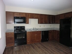 24 Heritage Pl in Glen Carbon, IL - Building Photo - Building Photo