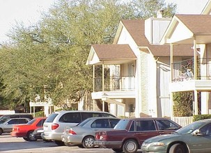 Village of Inwood in Houston, TX - Foto de edificio - Building Photo