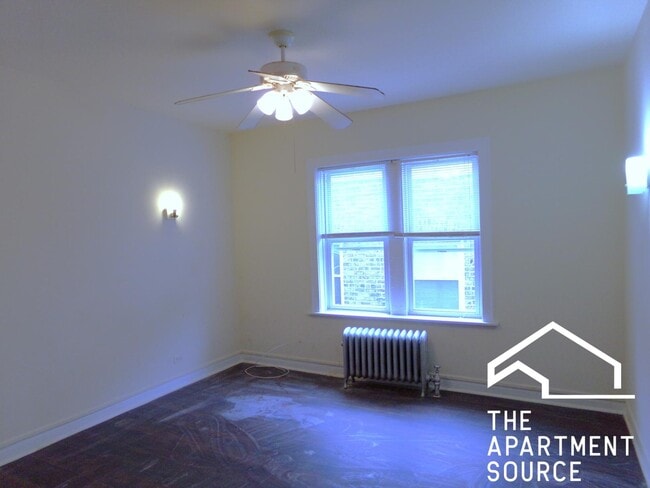 property at 6916 N Lakewood Ave