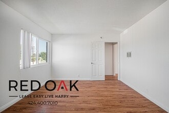 15620 Leffingwell Rd in Whittier, CA - Foto de edificio - Building Photo