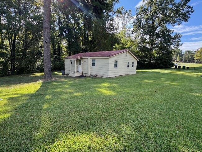 property at 2301 Toddville Rd