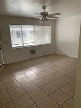 2225 Van Buren St in Hollywood, FL - Building Photo - Building Photo