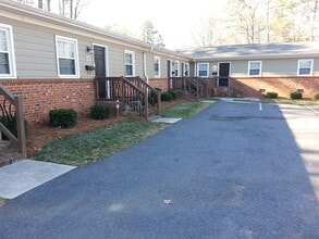904 Beal St in Charlotte, NC - Building Photo - Building Photo