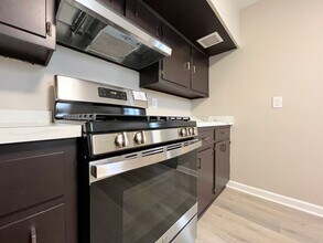 219 Orchard Park Rd in West Seneca, NY - Building Photo - Building Photo