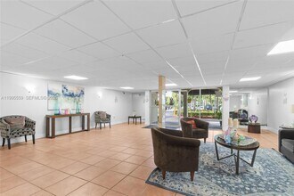 14250 SW 62nd St in Miami, FL - Building Photo - Building Photo