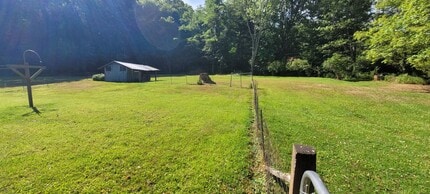 203 Church Hollow Rd in Boone, NC - Building Photo - Building Photo