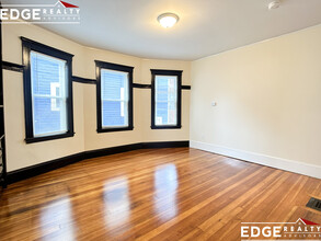 40 Easton St, Unit 1 in Boston, MA - Building Photo - Building Photo