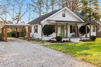 4112 St James Church Rd in Raleigh, NC - Building Photo - Building Photo