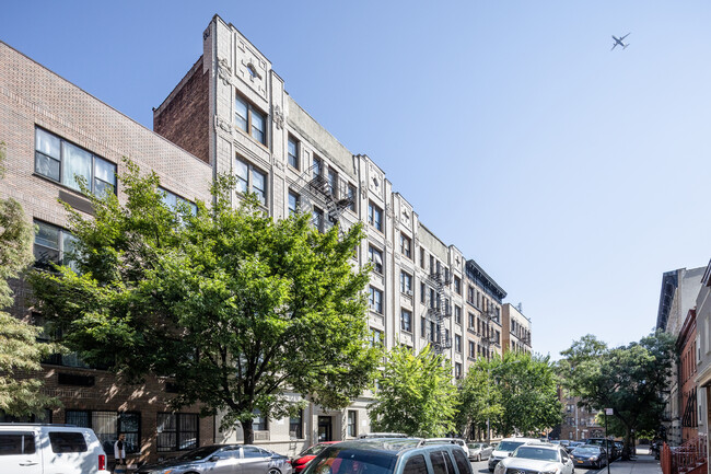 507-511 W 169th St in New York, NY - Building Photo - Building Photo