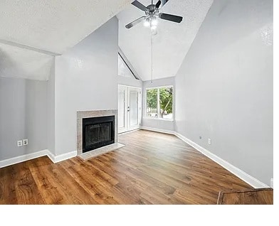 2312 Balsam Dr in Arlington, TX - Foto de edificio - Building Photo