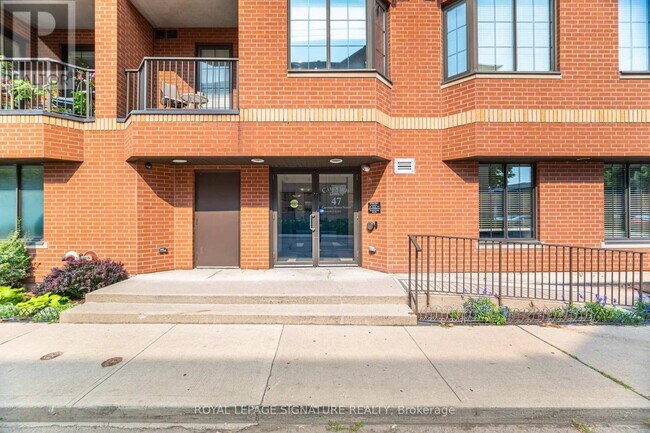 47 Caroline St N in Hamilton, ON - Building Photo - Building Photo