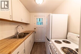 68 Arkledun Ave in Hamilton, ON - Building Photo