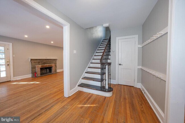 625 Chelten Hills Dr in Elkins Park, PA - Building Photo - Building Photo