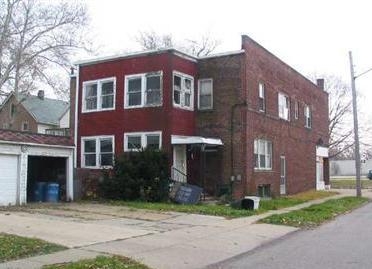 14301 Sylvia Ave in Cleveland, OH - Foto de edificio - Building Photo