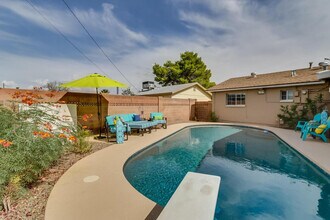 1918 E Palmcroft Dr in Tempe, AZ - Building Photo - Building Photo