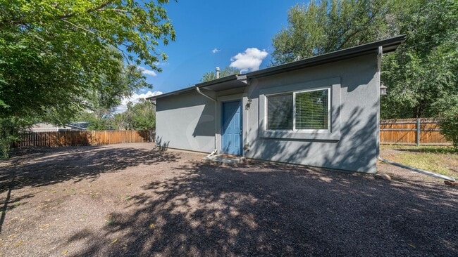 939 E Vermijo Ave