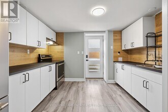 1012 Lavender Ct in Oshawa, ON - Building Photo - Building Photo