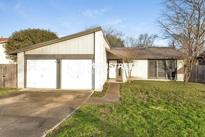 5955 Oak Run St in San Antonio, TX - Building Photo