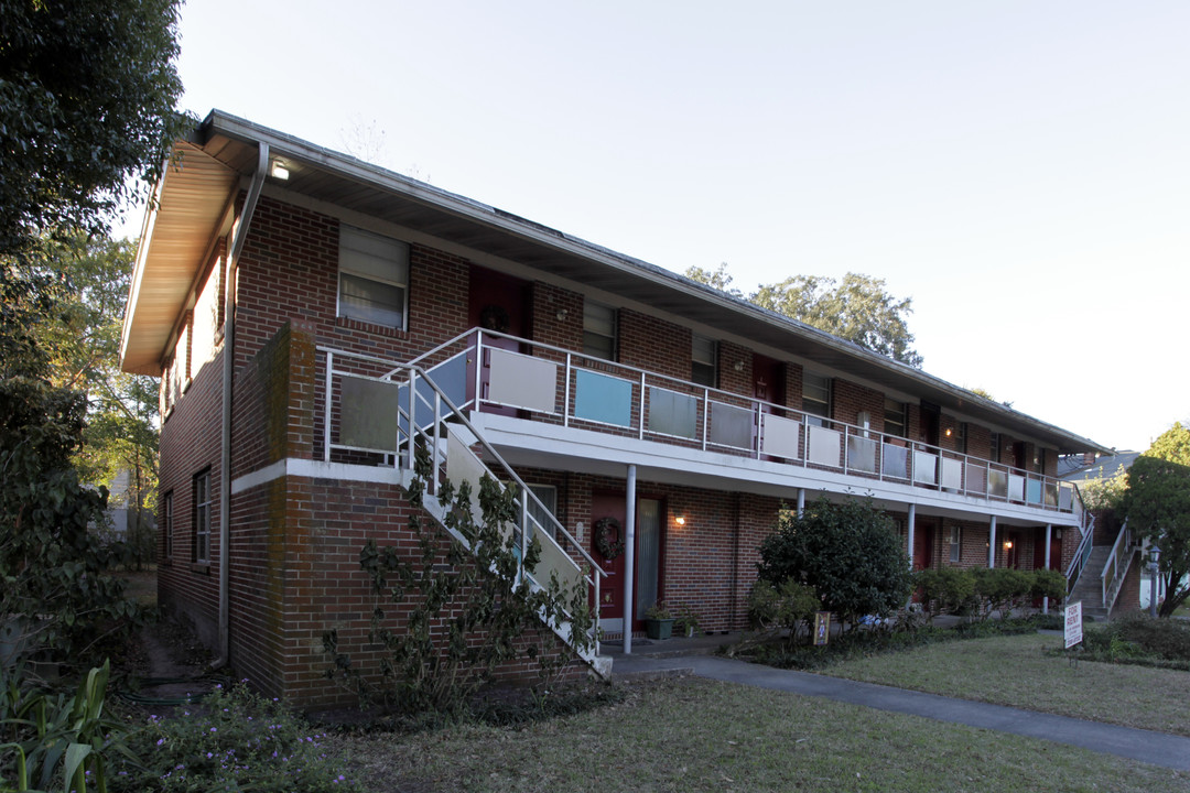 1120 Cedar St in Jacksonville, FL - Building Photo