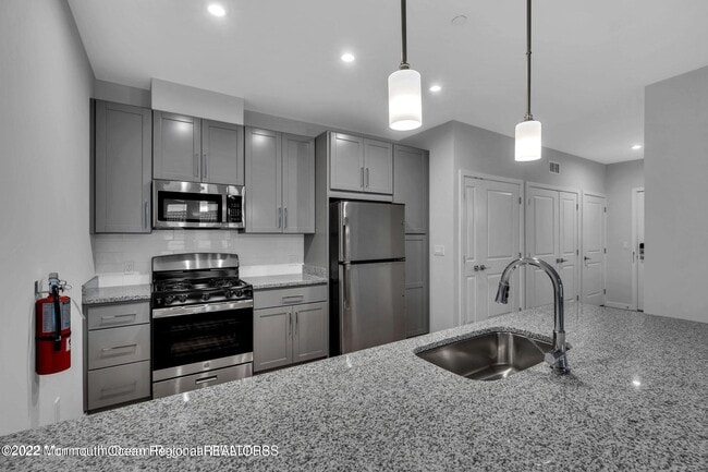 property at 3403 Aspen Cir