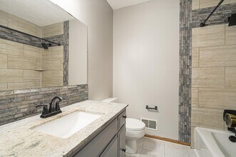 8011 E 130th Ct in Grandview, MO - Building Photo - Building Photo