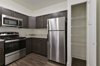 Dodson Pointe Apartment Homes in Rogers, AR - Building Photo - Building Photo