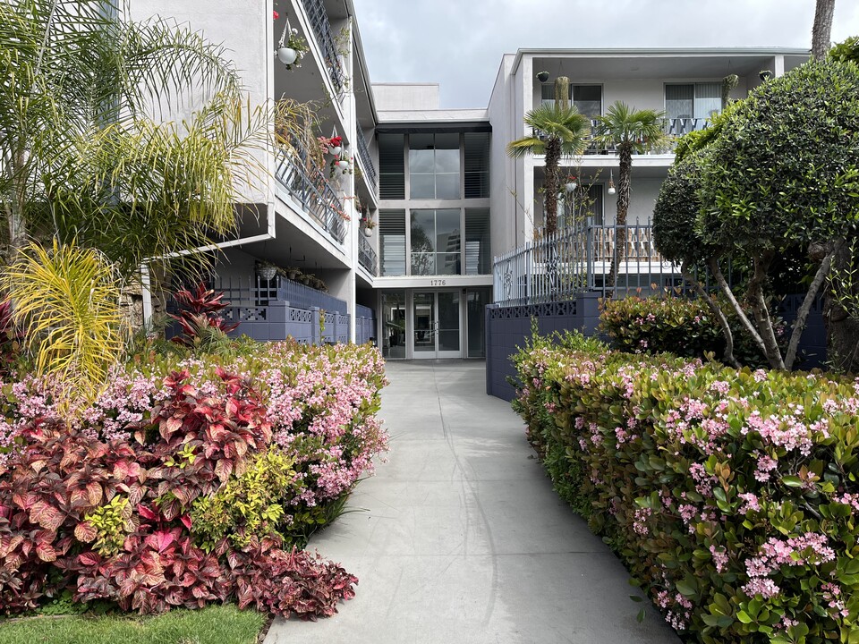 Mediterranean Apartments in Los Angeles, CA - Building Photo