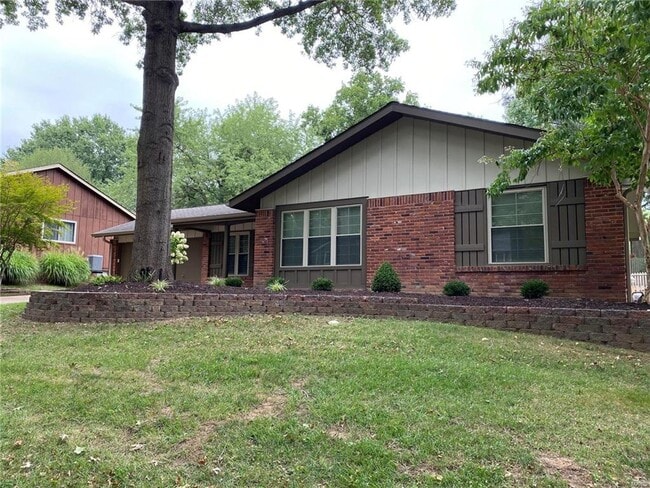 762 La Feil Dr in Ballwin, MO - Building Photo - Building Photo