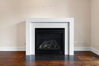 3508 N Sacramento Ave in Chicago, IL - Building Photo - Building Photo