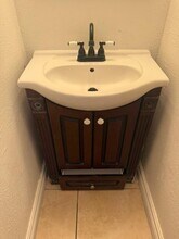 2660 W 76th St in Hialeah, FL - Building Photo - Building Photo