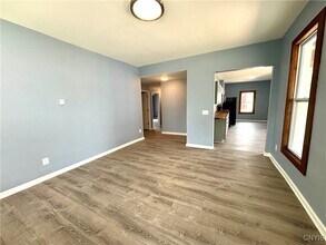 7 Grove Ave in Auburn, NY - Building Photo - Building Photo