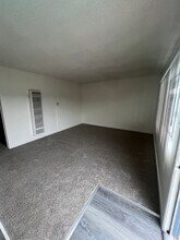 14905 Lemoli Ave. in Gardena, CA - Building Photo - Interior Photo