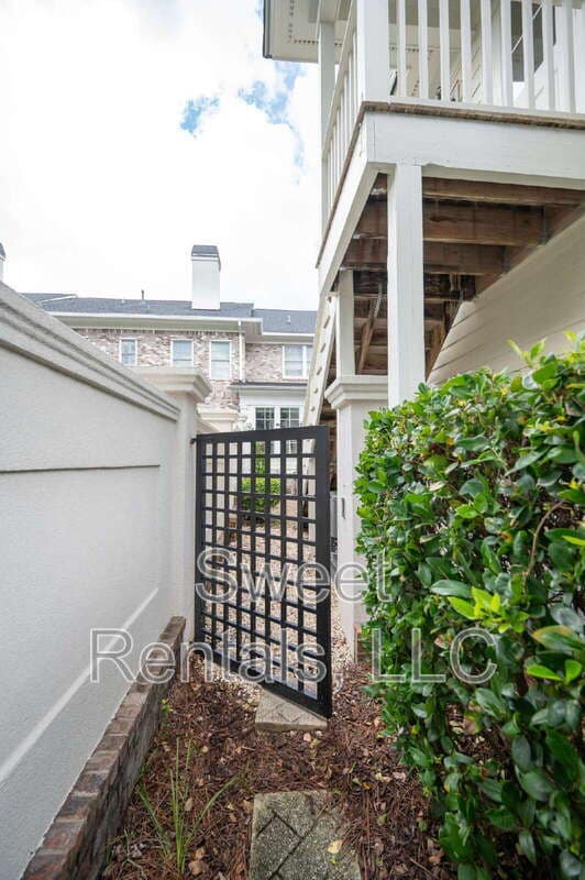 property at 42 Grove Ln