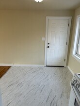 1002 Parkwood Dr in Joliet, IL - Building Photo - Building Photo