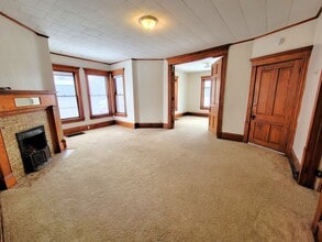 210 N Fremont St, Unit 1 in River Falls, WI - Building Photo - Building Photo