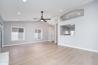 48 N Starboard Dr in Gilbert, AZ - Building Photo - Building Photo