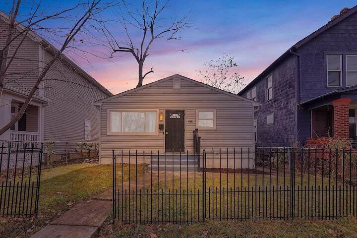 861 E 4th Ave in Columbus, OH - Building Photo