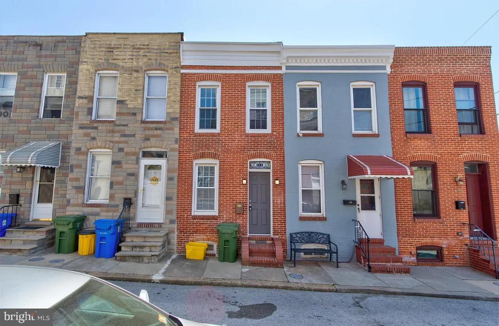 111 Bloomsberry St in Baltimore, MD - Building Photo
