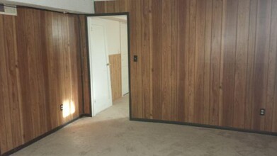 208 N B St in Bridger, MT - Building Photo - Building Photo