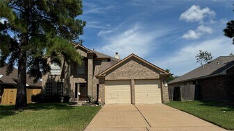 14614 Vaughnville Dr in Houston, TX - Building Photo